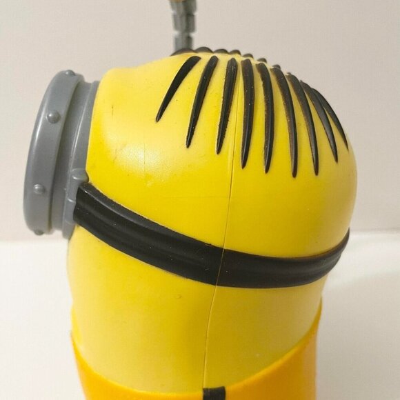 Minions The Rise of Gru Mighty Stuart Kung Fu Action Electronic Toy with Sound - Picture 5 of 16